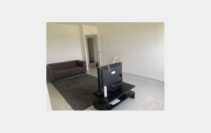 Réseau Immo-diffusion : Appartement P3  ROMILLY-SUR-SEINE  68 m2 640 € 