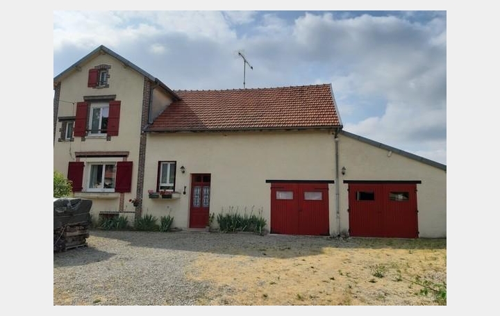 Réseau Immo-diffusion : Maison  SAINT-JUST-SAUVAGE  120 m2 114 000 € 