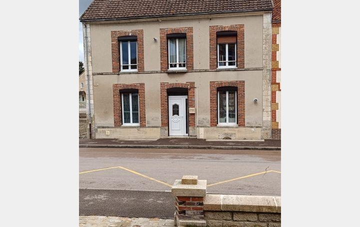 Réseau Immo-diffusion : Maison de village  PLANCY-L'ABBAYE  92 m2 122 000 € 