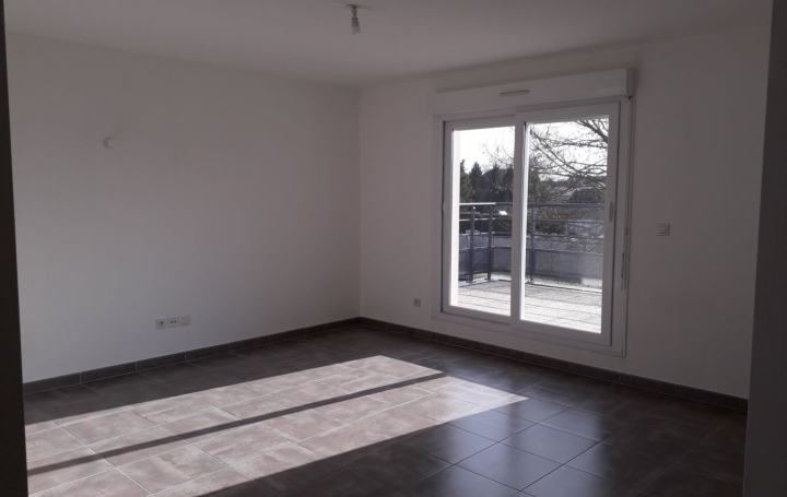 3 Pièces SAINT-PARRES-LES-VAUDES (10260)  65 m2 670 € 