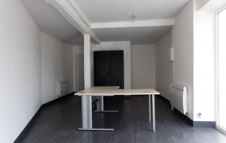 Réseau Immo-diffusion : Activité commerciale  BREVIANDES  30 m2 517 € 