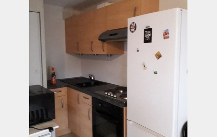 2 Pièces TROYES (10000)  42 m2 595 € 
