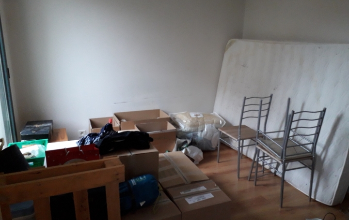 2 Pièces TROYES (10000)  42 m2 595 € 