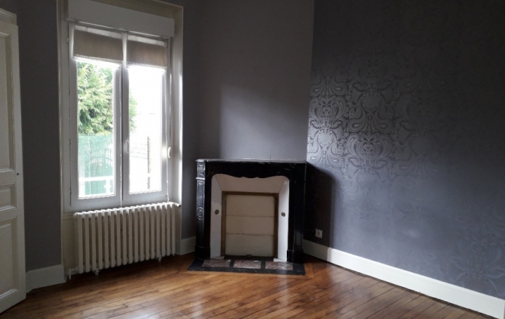 Maison SAINTE-SAVINE (10300)  140 m2 1 190 € 