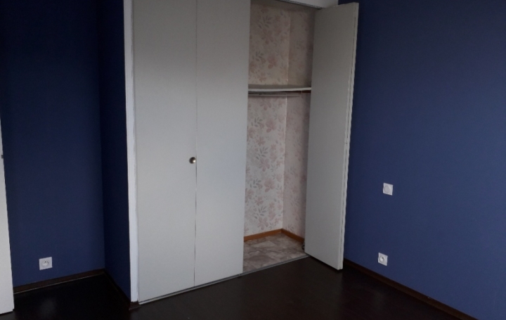 Maison SAINTE-SAVINE (10300)  140 m2 1 190 € 