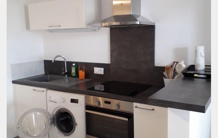 Studio TROYES (10000)  24 m2 462 € 