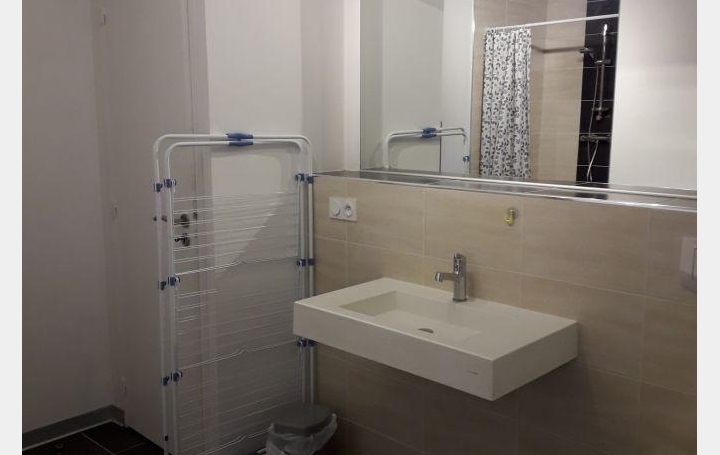 Studio TROYES (10000)  24 m2 462 € 