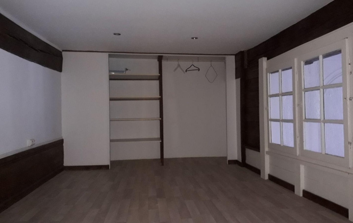 2 Pièces TROYES (10000)  33 m2 482 € 