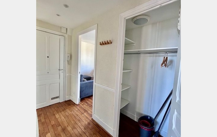 3 Pièces SAINTE-SAVINE (10300)  53 m2 595 € 