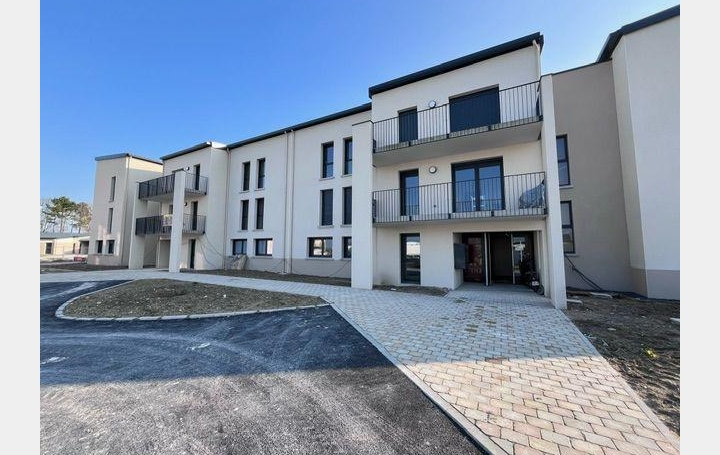 Réseau Immo-diffusion : Studio  FAGNIERES  26 m2 390 € 