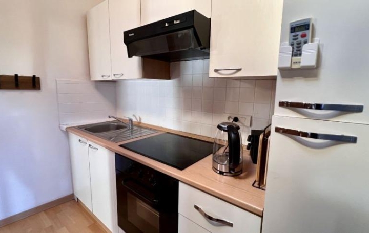 2 Pièces TROYES (10000)  26 m2 511 € 