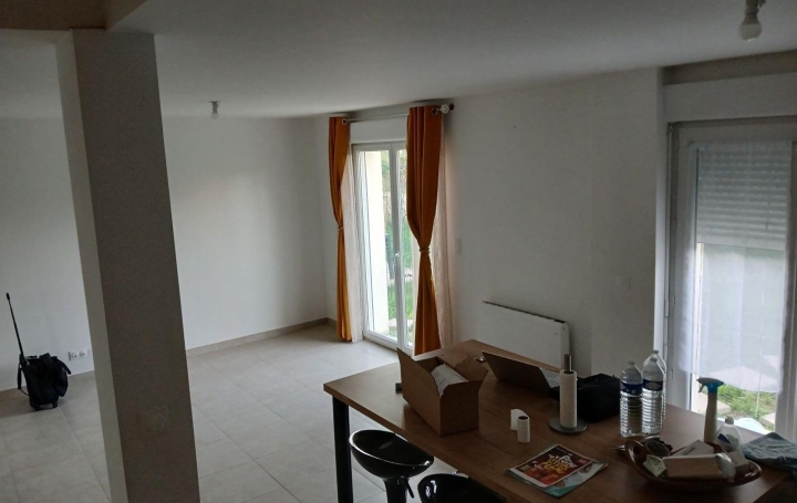 Maison SAINT-LYE (10180)  80 m2 980 € 