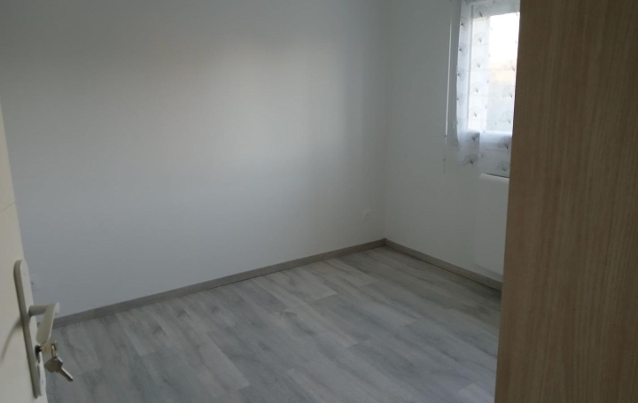 Maison SAINT-LYE (10180)  80 m2 980 € 