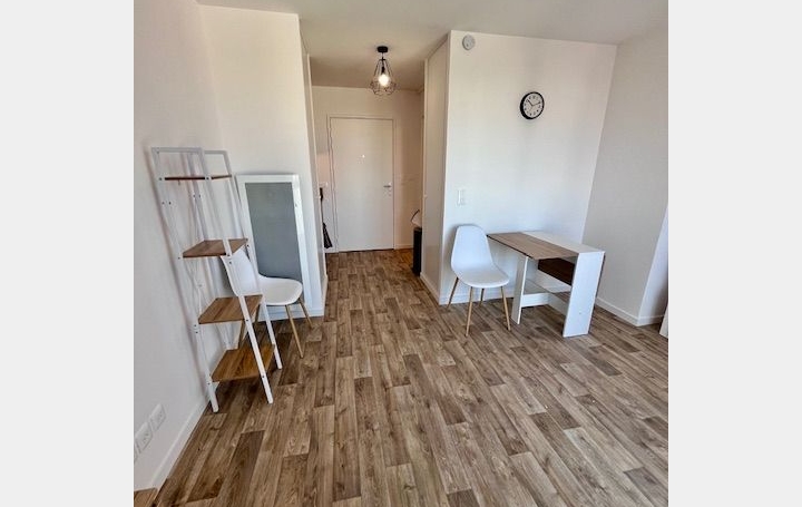 Studio TROYES (10000)  23 m2 450 € 