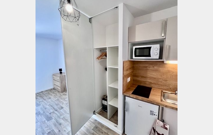 Studio TROYES (10000)  23 m2 450 € 