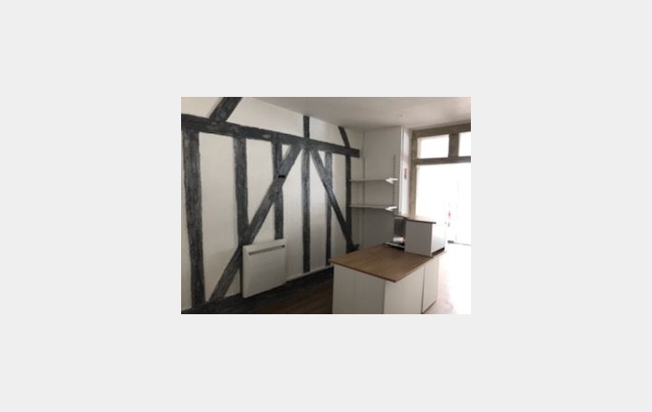 Local commercial TROYES (10000)  95 m2 1 000 € 