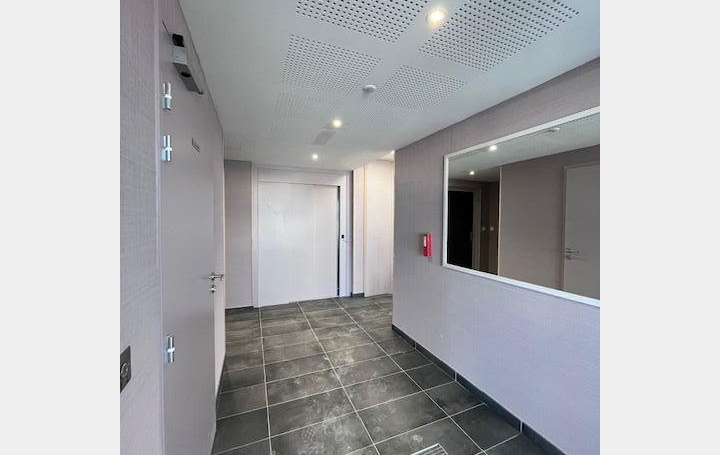 2 Pièces FAGNIERES (51510)  51 m2 611 € 