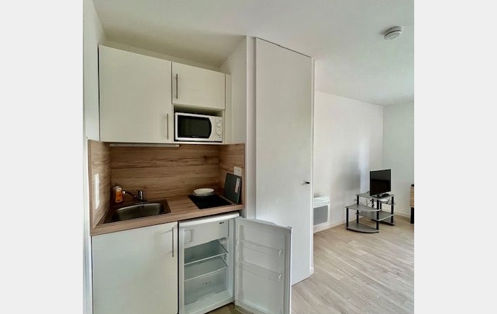 Studio TROYES (10000)  23 m2 450 € 