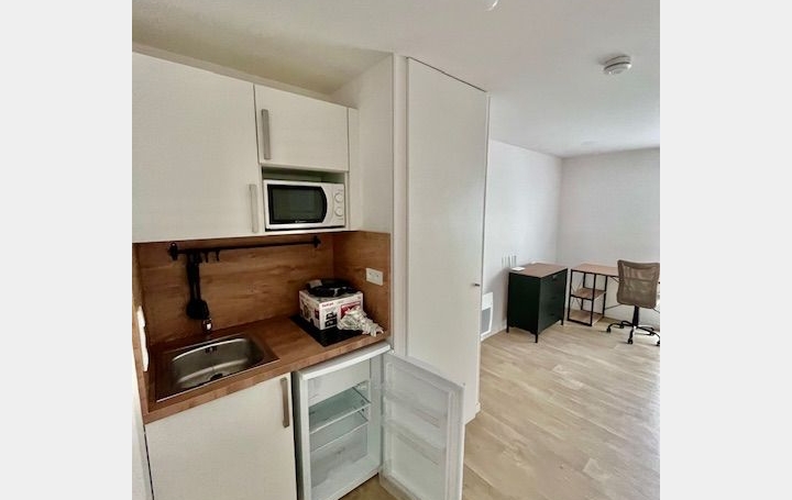 Studio TROYES (10000)  23 m2 450 € 