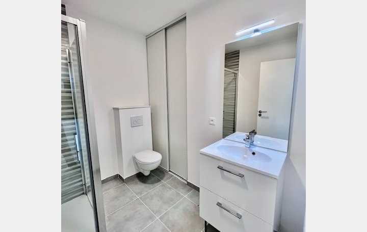 Studio TROYES (10000)  22 m2 390 € 