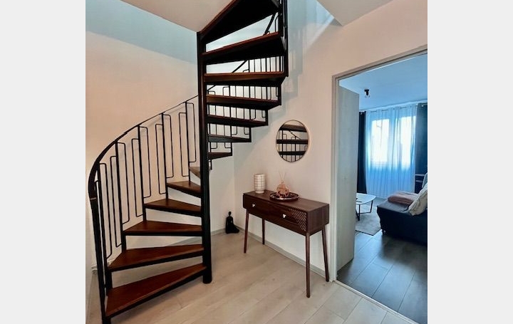 4 Pièces TROYES (10000)  92 m2 860 € 