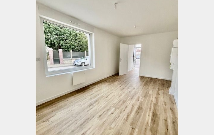 Local commercial TROYES (10000)  33 m2 600 € 