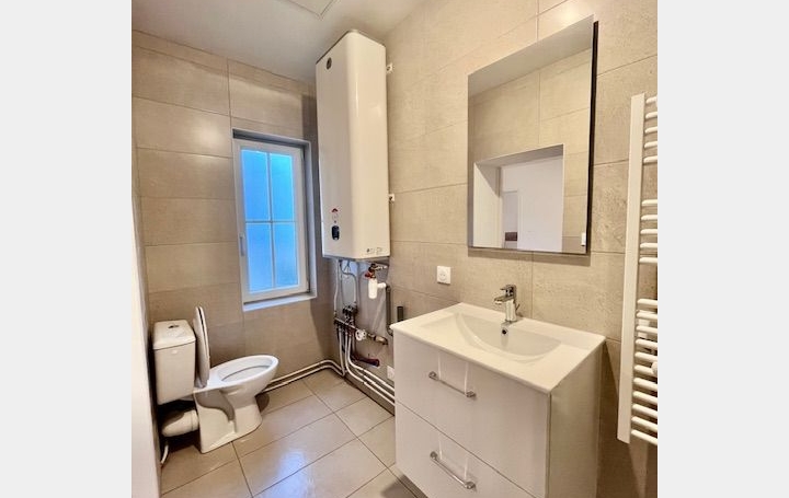 3 Pièces TROYES (10000)  62 m2 720 € 