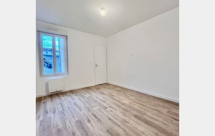 3 Pièces TROYES (10000)  62 m2 720 € 