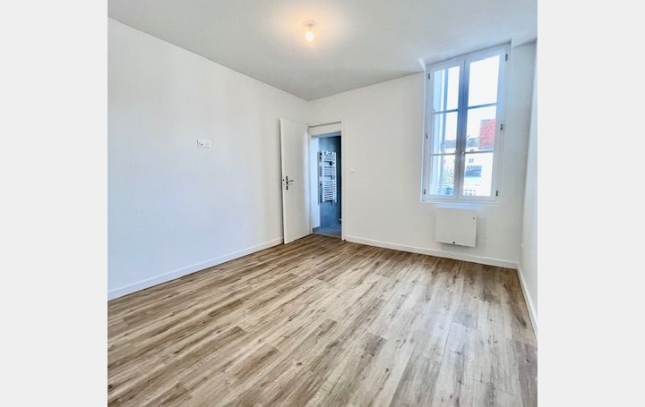3 Pièces TROYES (10000)  62 m2 830 € 