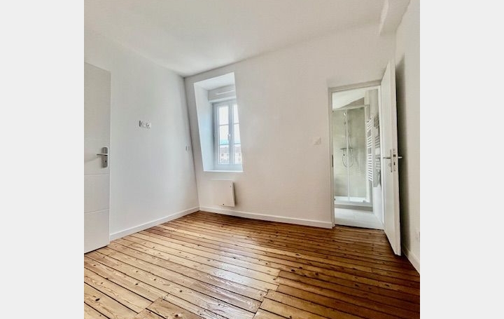 2 Pièces TROYES (10000)  30 m2 550 € 