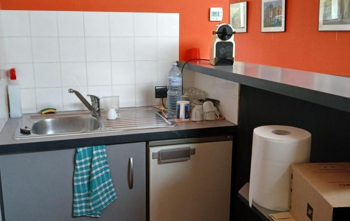 Local commercial TROYES (10000)  120 m2 1 400 € 