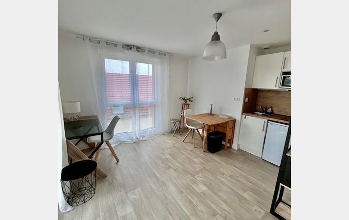 Studio TROYES (10000)  25 m2 483 € 