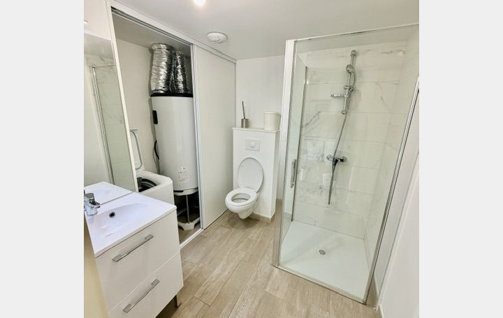 Studio TROYES (10000)  23 m2 455 € 