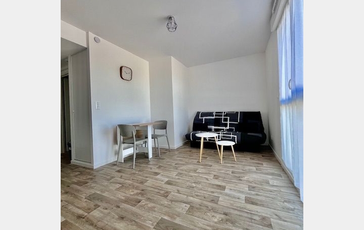 Studio TROYES (10000)  23 m2 450 € 