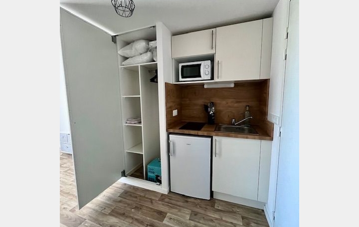 Studio TROYES (10000)  23 m2 450 € 