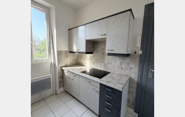 2 Pièces TROYES (10000)  38 m2 430 € 