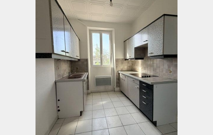 2 Pièces TROYES (10000)  38 m2 430 € 