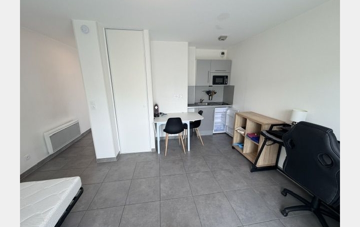 Studio TROYES (10000)  25 m2 445 € 
