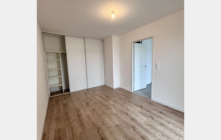 2 Pièces FAGNIERES (51510)  51 m2 604 € 