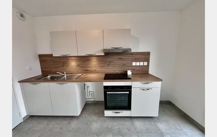 2 Pièces FAGNIERES (51510)  51 m2 604 € 