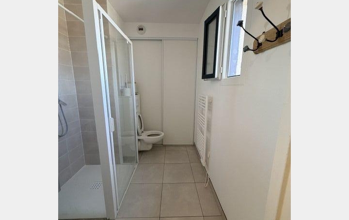 Studio TROYES (10000)  24 m2 460 € 