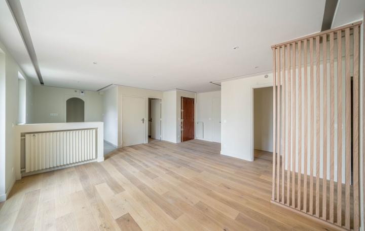 3 Pièces PARIS (75013)  75 m2 815 000 € 