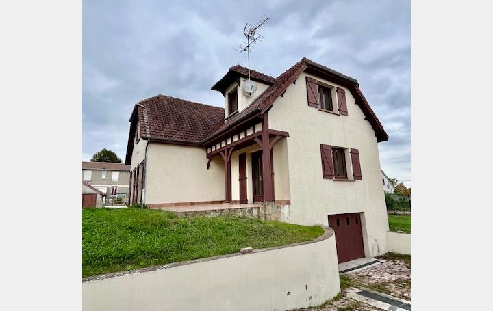 Maison SAINT-JULIEN-LES-VILLAS (10800)  125 m2 250 000 € 