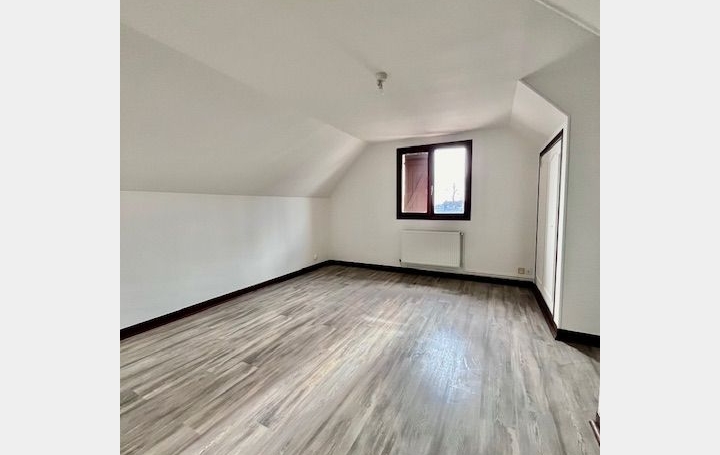 Maison SAINT-JULIEN-LES-VILLAS (10800)  125 m2 250 000 € 