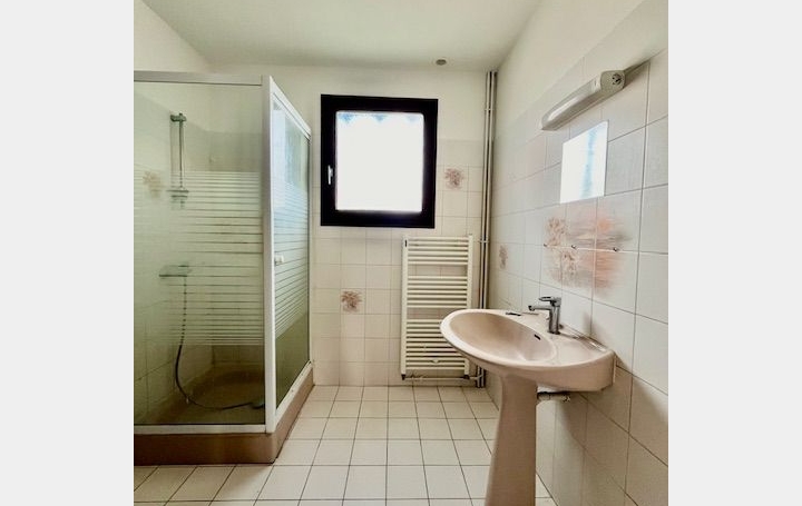 Maison SAINT-JULIEN-LES-VILLAS (10800)  125 m2 250 000 € 