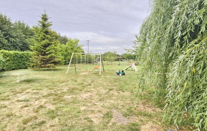 Maison COURTERANGES (10270)  142 m2 339 000 € 