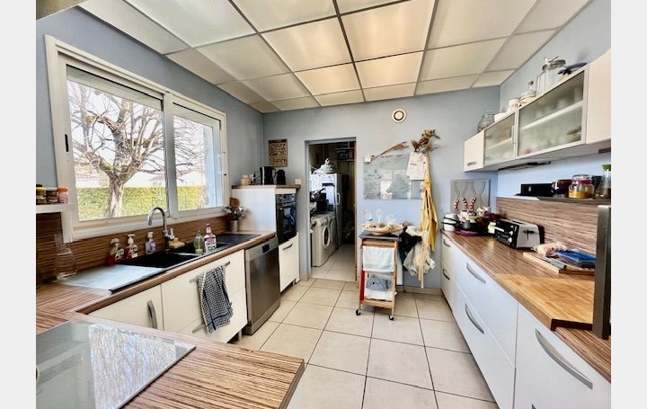 Maison SAINT-JULIEN-LES-VILLAS (10800)  135 m2 392 200 € 