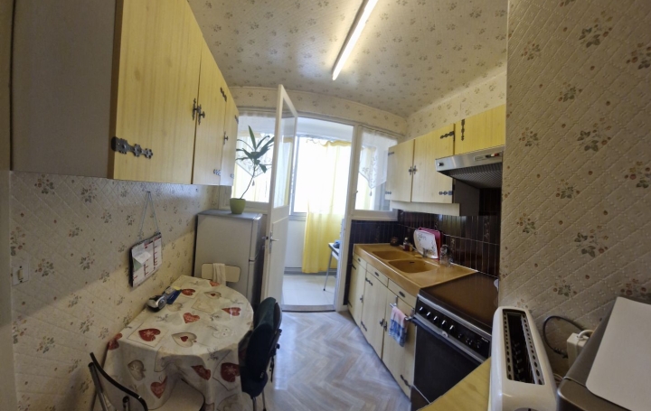 4 Pièces TROYES (10000)  81 m2 85 000 € 