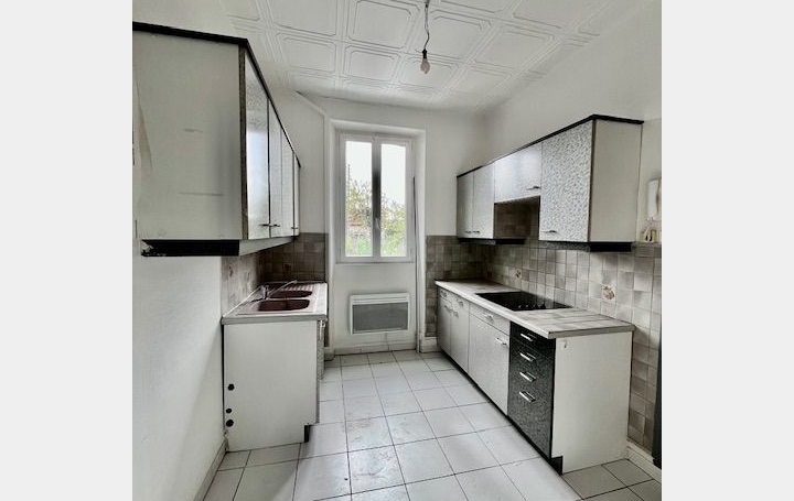 Immeuble TROYES (10000)  212 m2 335 000 € 