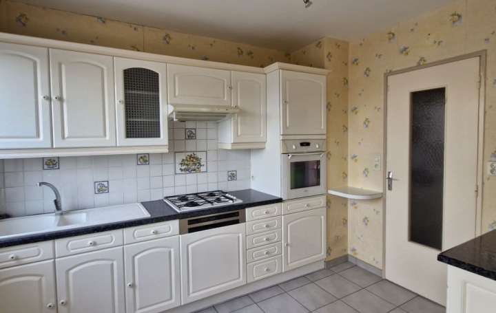 4 Pièces TROYES (10000)  70 m2 89 000 € 